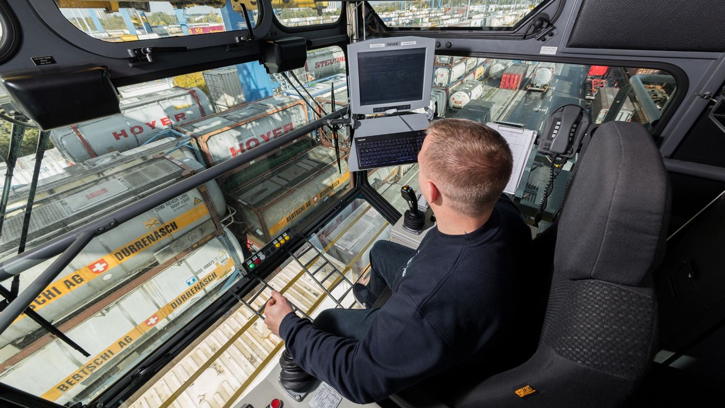 noax forklift terminal in logistics