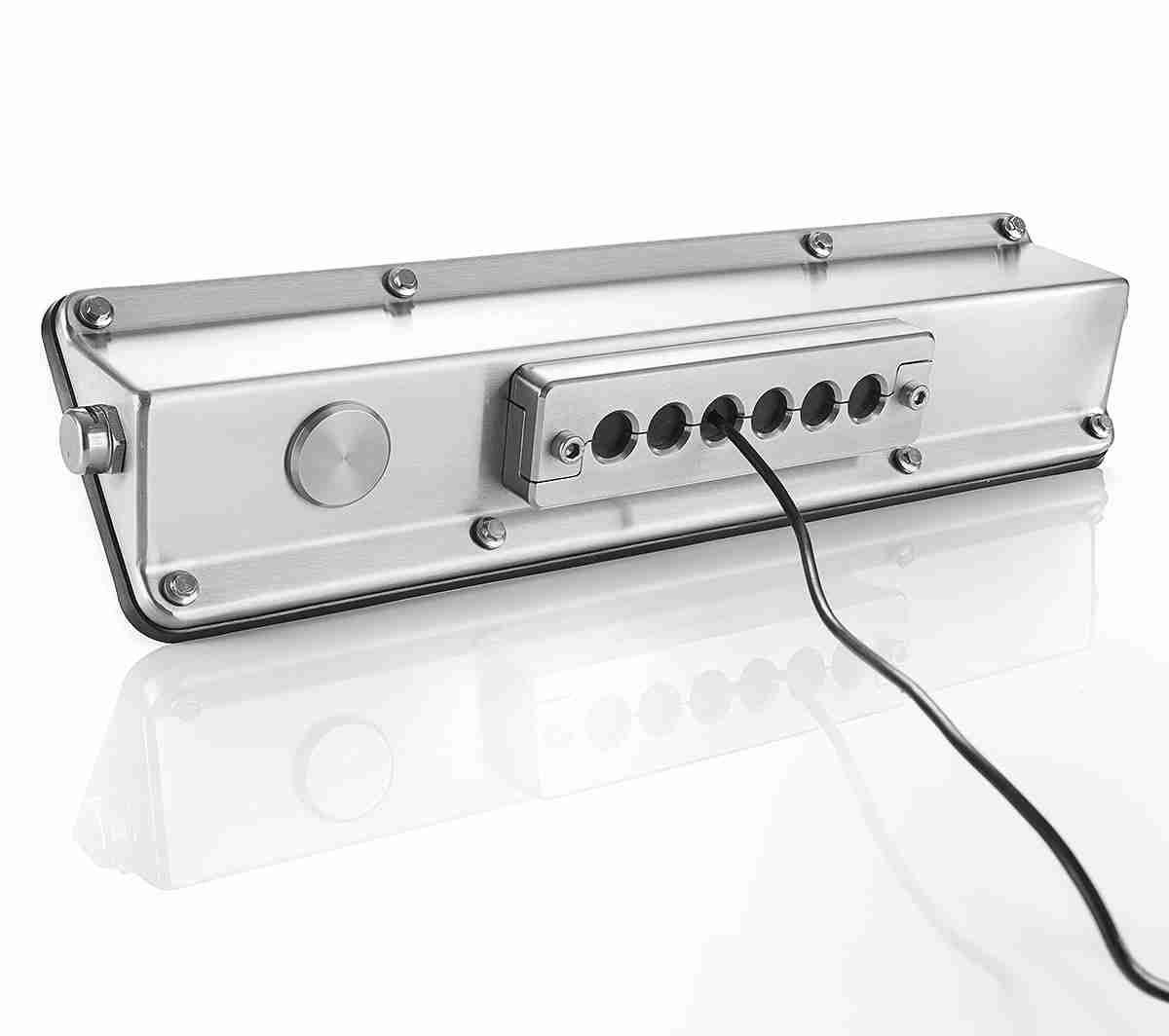Industrie-Panel-PC noax S19 S21 Steckerabdeckung mit Kabeldurchfuehrung